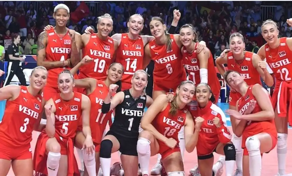 A Milli Kadın Voleybol Takımı Dünya Şampiyonası’nda tarih peşinde