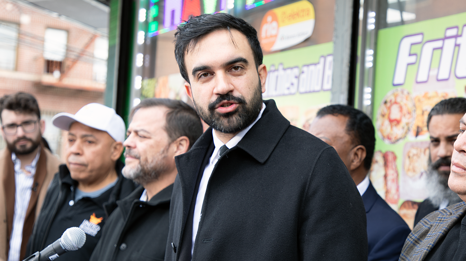 New York’ta tarihi seçim gecesi..  Mamdani çağı mı başlıyor?