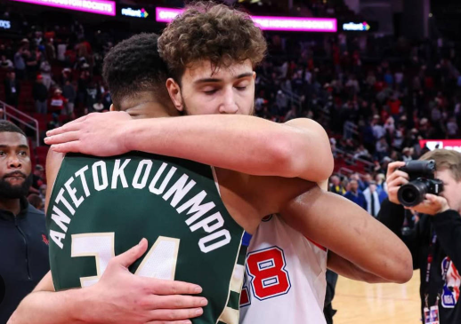 Houston Rockets’ın Türk yıldızı  Giannis’e ders verdi...  Bu çocuğu seyretmek büyük zevk