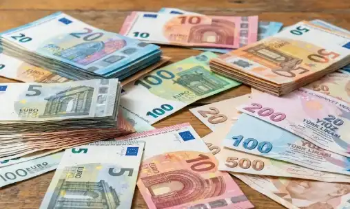 Euro’nun dolara karşı ralli si Türk lirasını vurdu