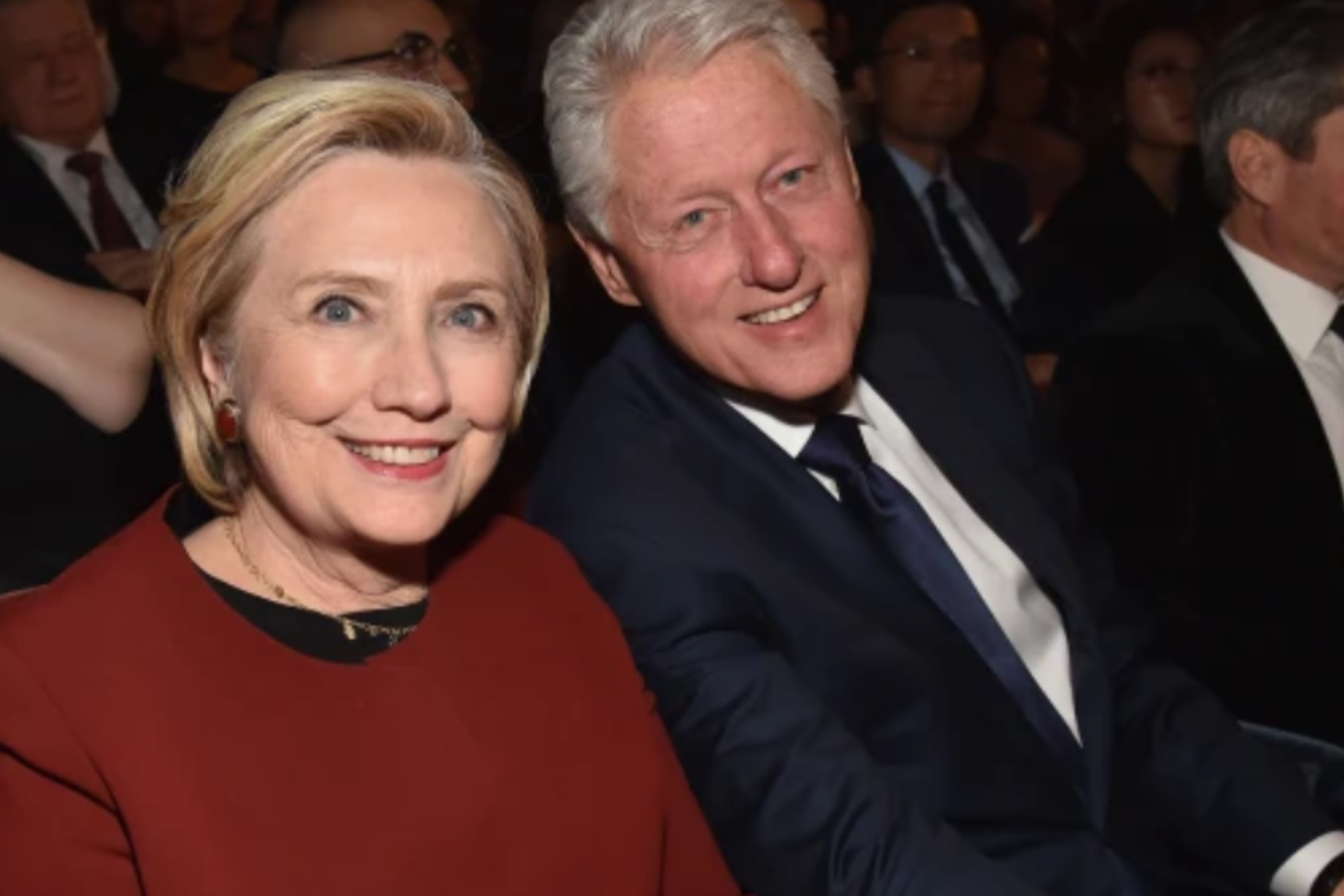 Bill Clinton Epstein dosyasında ifade verdi