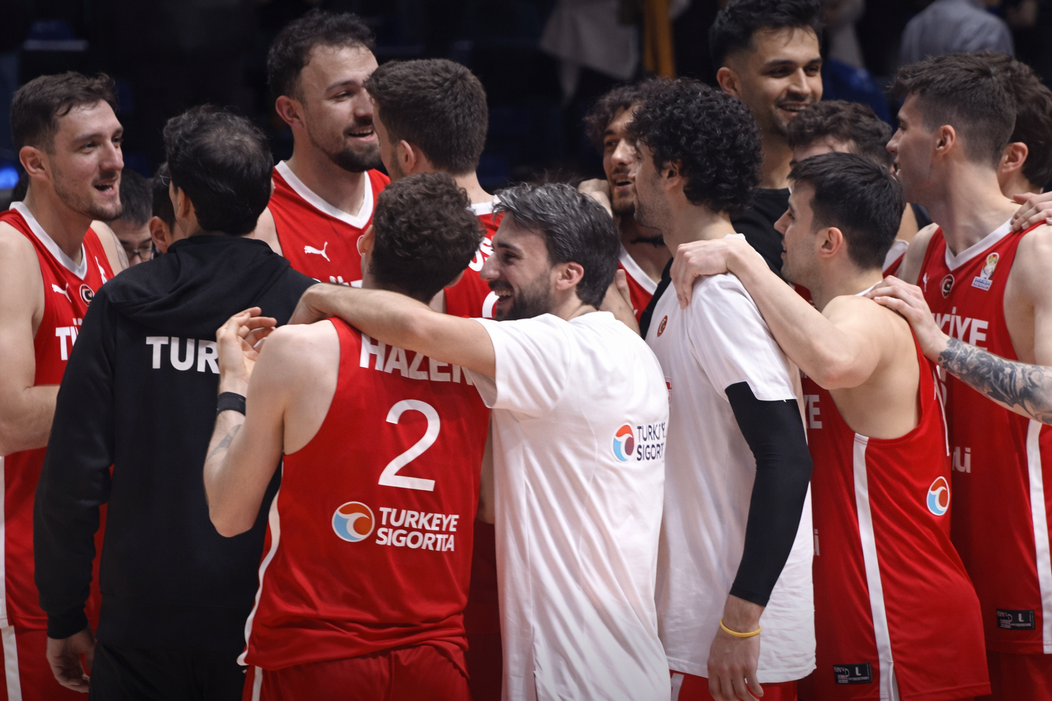 12 Dev Adam’dan Belgrad’da kritik zafer