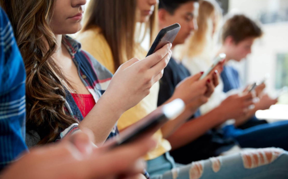 Türkiye haftada iki güne yakın çevrim içi kalıyor