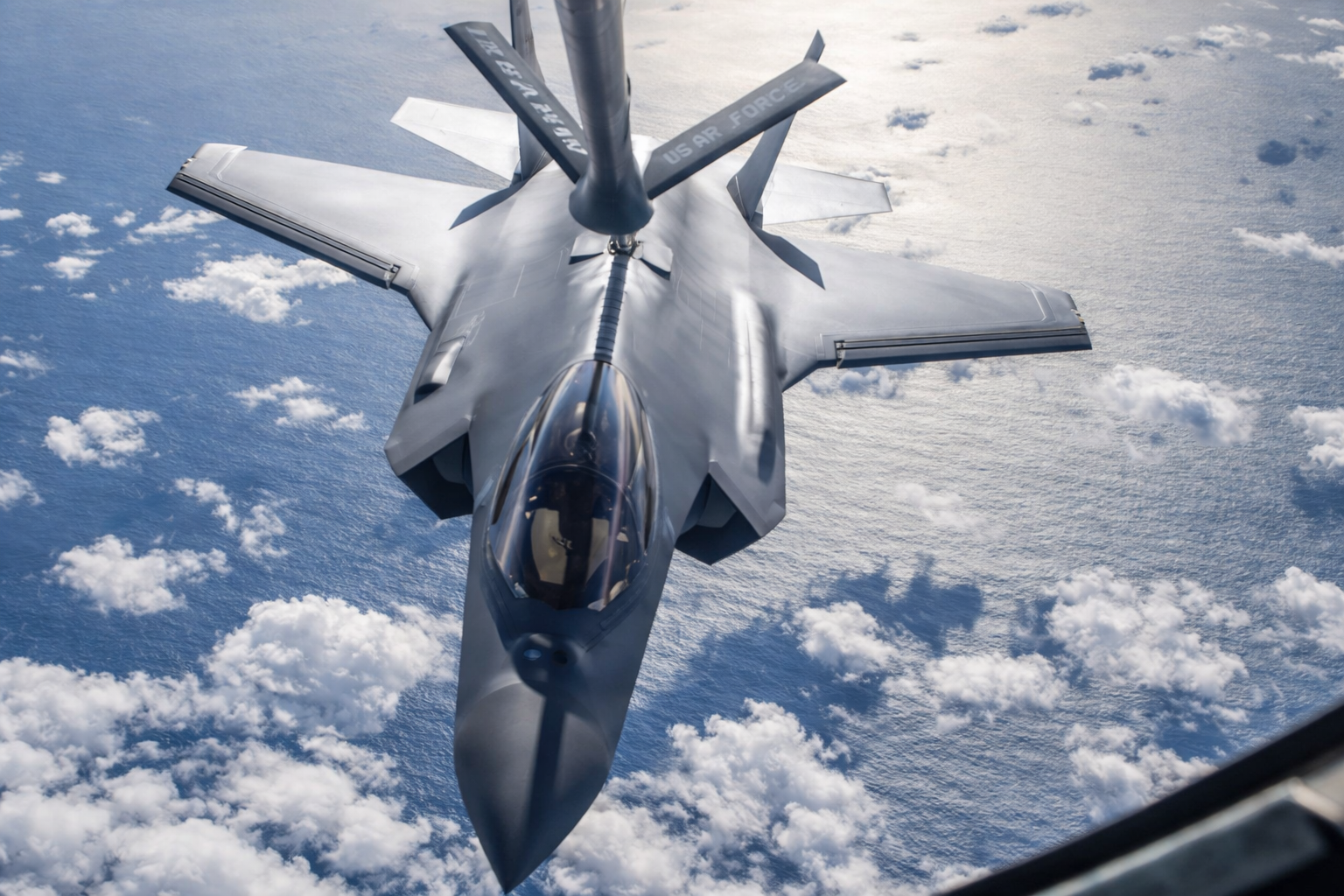 İran’da ABD jeti düşürüldü iddiası