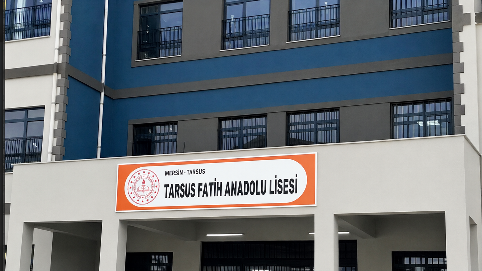Tarsus’ta lisede silah alarmı
