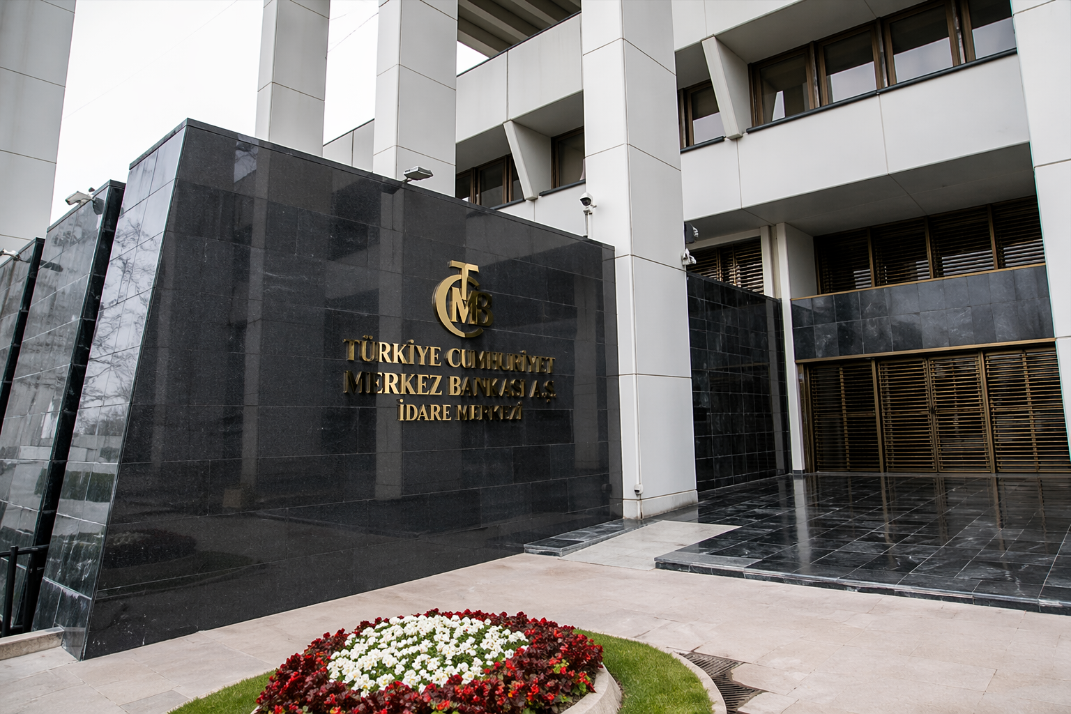 Merkez Bankası enflasyon hedefini yükseltti