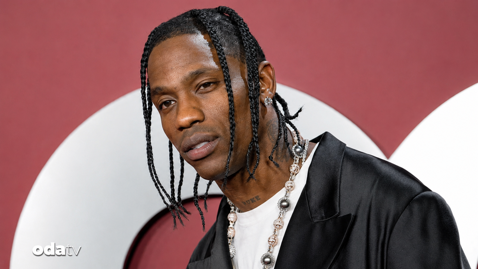 Travis Scott’tan İzmir çıkarması
