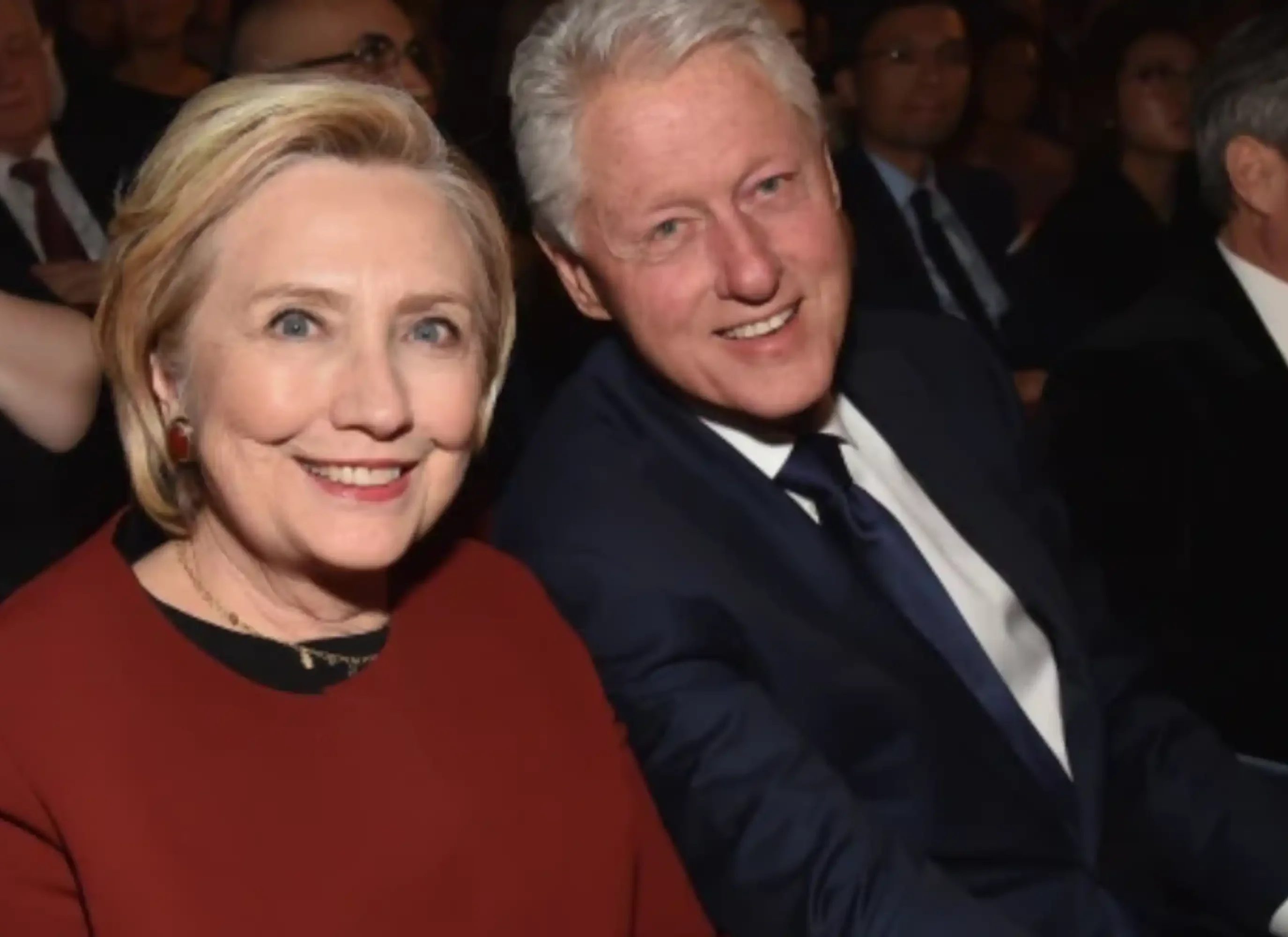 Clintonlar Epstein soruşturmasına katılmadı