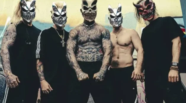 Beşiktaş Kaymakamlığı, Zorlu PSM’deki iki konseri gerekçe göstererek tüm etkinlikleri iki gün yasakladı