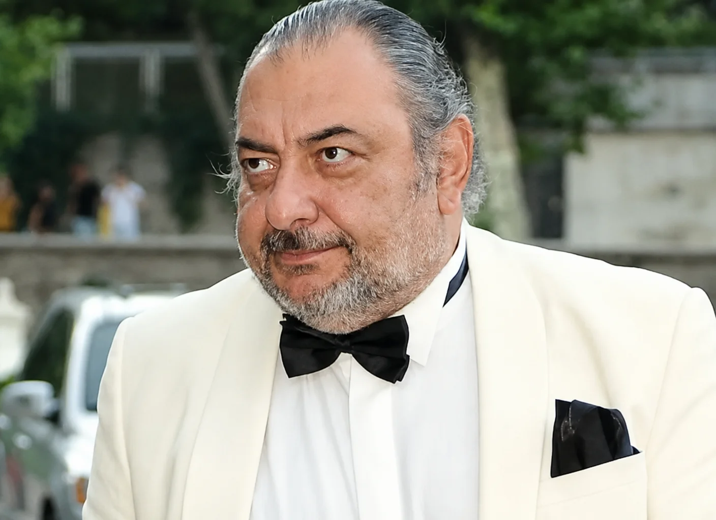 Ünlü gazeteci Reha Muhtar hayatını kaybetti